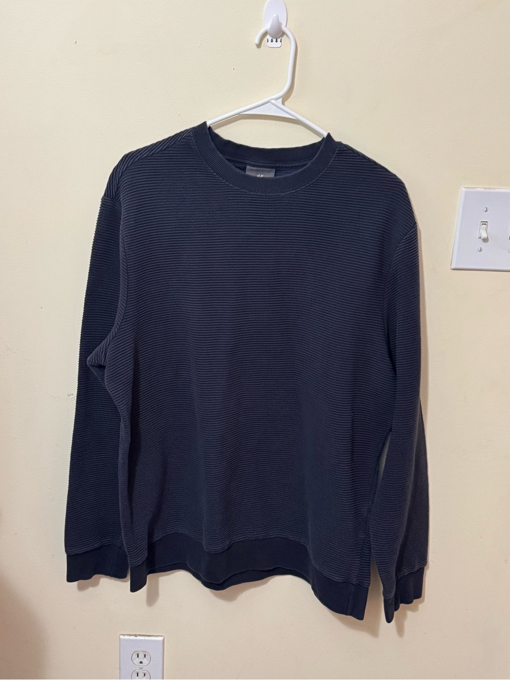 H&M Navy Blue Ribbed Crewneck Sweatshirt